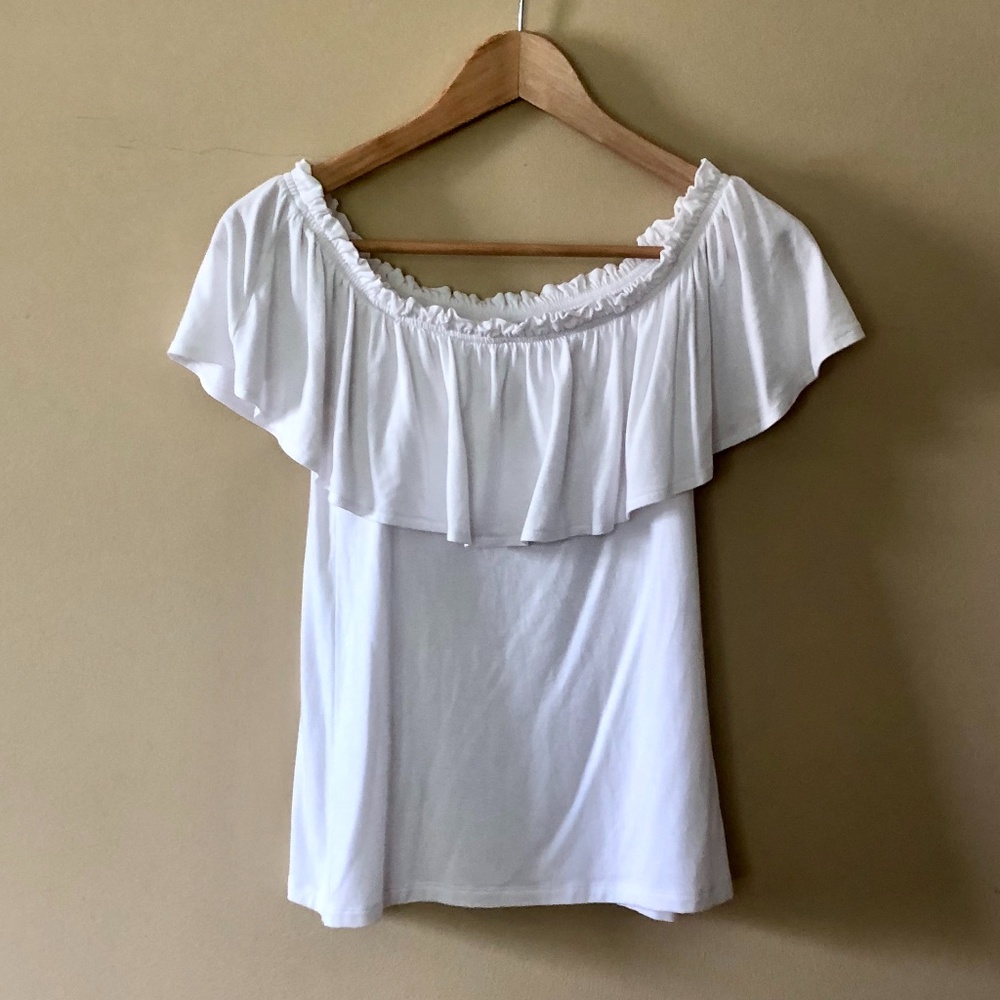 Abercrombie & Fitch White Off-The-Shoulder Top